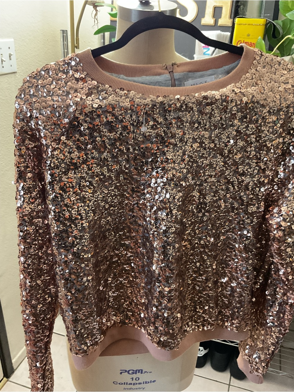 ๐๐๐ Women's Rose Gold Sequin Pullover Sweatshirt - Picture 2 of 5
